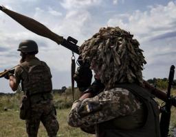 До шкіл поблизу кордонів з рф окупанти не дозволяють місцевим навіть наближатися, вчителів із так званої «лнр» збиратимуть на форумі патріотичного виховання, Невське – під авіаційним вогнем