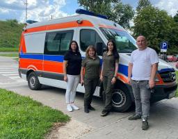 Медзакладу зі Старобільська передали автомобіль «швидкої» допомоги від Польщі