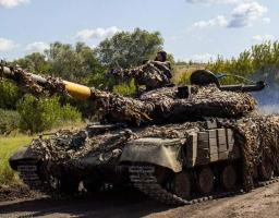 Плазма скінчилася – в Сєвєродонецьку мародерять речі та предмети побуту, Лисичанськ закритий навіть у період так званих «перших виборів», російська авіація нищить села на лінії зіткнення