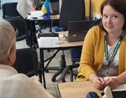 У 12 хабах наших ВПО приймають співробітники пенсійного фонду Луганщини