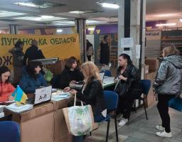 У хабі Сєвєродонецької громади в Дніпрі наших ВПО забезпечили наборами гігієни