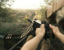 Ворог посилив наземні операції та авіанальоти на Луганщині; опалювальний сезон у так званій «лнр» – запускаються лише котельні, підключені до електро- та водопостачання; у Сєвєродонецьку не виплачують обіцяну компенсацію за втрачене майно 