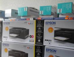 У містах та районах області: школи Міловського району отримали сучасну техніку