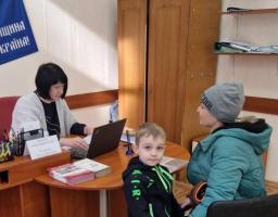 У хабах Попаснянщини за тиждень допомогли двом тисячам земляків