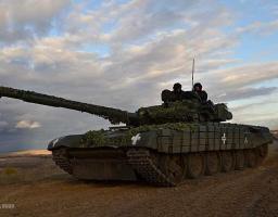 У Кадіївці школярів замість уроків змушують плести маскувальні сітки, міста навколо Лисичанська залишаються без води і світла, противник активізував наступи біля Стельмахівки