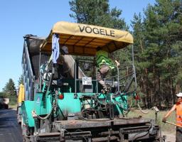  Дорожники Луганщини працюють на автошляхах місцевого значення