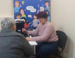 Лікарі Сватівського центру первинної медико-санітарної допомоги консультують в хабах Харкова та Івано-Франківська