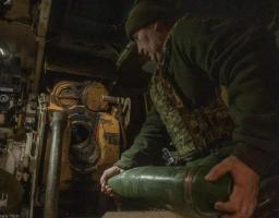 Із Невського евакуйовані троє місцевих, у «лнр» дозволили голосувати за українським паспортом, до Старобільська передали будинок культури на колесах