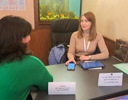 У хабі Гірської громади на Полтавщині видавали жіночі гігієнічні набори