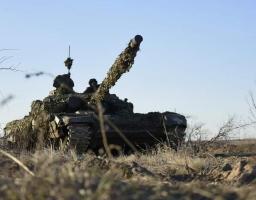 У Невському пролунали три вибухи – сталося загоряння, не дочекалися виборів – у рф оголосили збори військових у запасі, в Рубіжному будівельники демонтували вікна зі вцілілої багатоповерхівки і зникли 