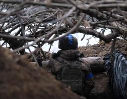 Явка 87,12 %: на найбільшій дільниці в Лутугиному посеред дня були майже порожні скриньки, мобільну дільницю в Сєвєродонецьку супроводжували п’ять військових рф, у прифронтовому Невському зафіксували руйнування ще одного домоволодіння