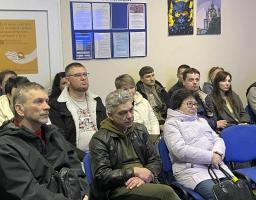 Ще троє наших ВПО в Ірпені виявили бажання стати демінерами