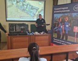 У Харкові ще сімох наших ВПО запросили на співбесіди для подальшого опанування професії демінера