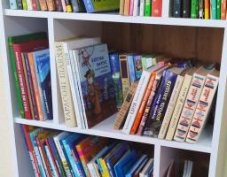 У ресурсному Центрі підтримки сім'ї Старобільської РДА в Києві консультують спеціалісти та працює бібліотечний простір