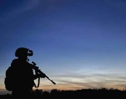 На в’їзді до Сєвєродонецька чоловіків ставлять на військовий облік, в «лнр» залишаться працювати лише найбільш рентабельні шахти, кількість ворожих обстрілів зросла по всій лінії фронту 