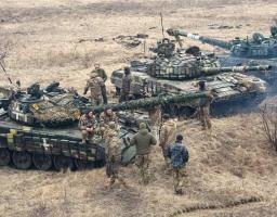 Окупанти на Луганщині не виплачують гроші мобілізованим до армії рф працівникам, до звільнених сіл поблизу фронту доставили продукти харчування