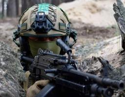 Майже два роки – перевірки на кордоні «лнр» та рф не скасовані, на окупованій Луганщині зростає заборгованість із виплати зарплати гірникам, у Невському зруйновано ще один будинок