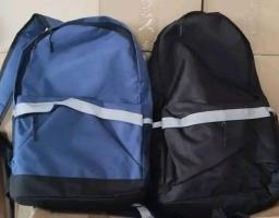 У хабі в Броварах родинам з дітьми до 14 років видають рюкзаки та шкільне приладдя