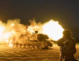 Пожежею знищено половину села в «лнр» – рятувальники спостерігали, у Сєвєродонецьку визначили хто прибиратиме з вулиць наслідки злочинів росіян, до прифронтових Невського та Новолюбівки привезли хліб