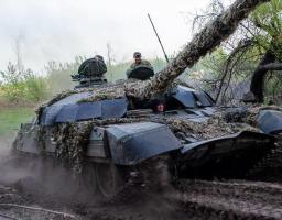 За рік школярів в захопленому Сєвєродонецьку практично не збільшилося - люди майже не повертаються в окупацію, у селах Антрацитівської громади вигоріло декілька вулиць, деокуповані Невське та Макіївку атаковано з безпілотників