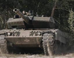 Із пожежами не впоралися – в «лнр» чекають на допомогу з рф і шукають диверсантів, жителі окупованих територій труяться водою зі свердловин, авіація загарбників задіяна в Серебрянському лісі