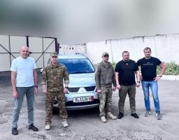 Артем Лисогор: нацгвардійцям з бригади "Рубіж" передали позашляховик