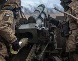 Майже половина хворих у лікарнях Луганська приїхали з міст «лнр», де у медзакладах не приймають; значна більшість Сіверськодонецька залишається без опалення; на нашій ділянці фронту ворог має підтримку авіації