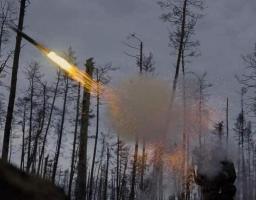 У Привіллі і Новодружеську досі відсутні світло, вода та опалення; у кафе в Рубіжному купляють годину користування інтернетом; ворог посилив обстріли з артилерії