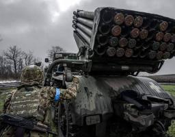 За дев’ять років в «лнр» збираються газифікувати 800 абонентів, без паспорта рф жителі Сіверськодонецька не можуть змінити мобільний тариф, росіяни атакували поблизу п’ятьох сіл Луганщини 