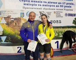 Луганські спортсменки вибороли дев’ять золотих медалей на першості України з важкої атлетики