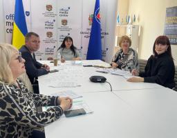 Затверджено річний план протидії передачі ВІЛ/СНІД від матері до дитини. Три заклади охорони здоров’я Луганської області уклали договір на амбулаторне ведення вагітних у 2025 році