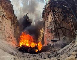 У навчальних закладах Лутугиного російські силовики привчають дітей бути заручниками, за відсутності зв’язку – у Сіверськодонецьку все частіше користуються раціями, противник штурмував біля Греківки та Надії