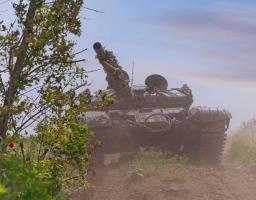 У Сіверськодонецьку щонайменше 360 багатоповерхівок не під’єднані до системи опалення, більше ніж вчителю чи лікарю – росіяни платитимуть по п’ять мільйонів за пропагандистські фільми про окупацію Луганщини, противник атакував біля трьох сіл регіону