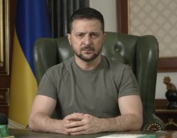 Повернення прапора України на деокуповані території означає, що спокійне й соціально забезпечене життя знову стає можливим – звернення Президента Володимира Зеленського