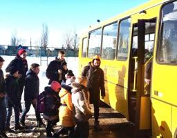 Для учнів Станично-Луганської загальноосвітньої школи  №1 придбали новий автобус