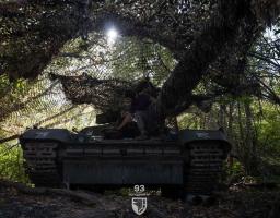 Із 1 грудня мобільний оператор в «лнр» заблокує послуги зв’язку за відсутності паспорта рф, у Сіверськодонецьку досі приймає лише один нотаріус, поблизу 11 населених пунктів штурмував противник на наших напрямках