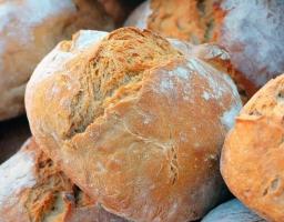 Хліб у Луганській області один з найдешевших в Україні