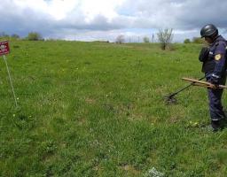Піротехніками на Луганщині вилучено 17 одиниць вибухонебезпечних предметів 