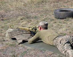 На полігоні Луганщини тренуються снайпери