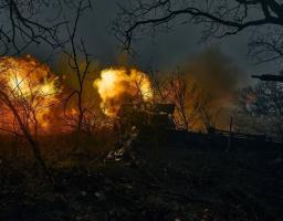 Через критичну ситуацію в медичній сфері росіяни показово доправили до Сіверськодонецька та Хрустального «Профілактичний патруль», у Луганську утворюються довжелезні черги до поліклінік – лікарів не вистачає, 12 разів росіяни вдарили з артилерії на нашій ділянці фронту