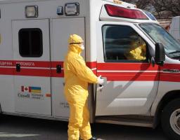 Сергій Гайдай виділив два мільйони на експрес-тести та захисні костюми