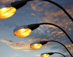 У Міловському районі розпочато роботу з освітлення вулиць