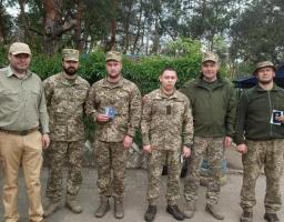 Бійців 25-ї окремої повітряно-десантної бригади нагороджено почесними відзнаками облдержадміністрації