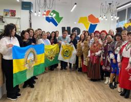 Від міжнародних конференцій до дитячих таборів: деякі аспекти роботи Чмирівської громади