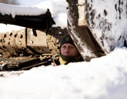 На Лутугинському валковому комбінаті затримують зарплату вже рік, у Сіверськодонецьку скаржаться на відсутність опалення, противник двічі вдарив з реактивної артилерії на нашій ділянці фронту