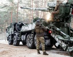 На шахті в Довжанську перед звільненням гірників списки з особистими даними передали до російського військкомату, у Лисичанську через невдалу спробу увімкнути опалення стіни будинків покрилися льодом, на Луганщині ворог бив з мінометів та гранатометів
