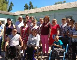 На Луганщині для молоді з інвалідністю організовуються різноманітні розважальні та творчі заходи 