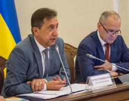 Питання соціально-економічного розвитку Станично-Луганського району вирішуються на державному рівні, – Віталій Комарницький