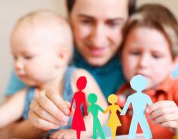 Місцеві бюджети отримали з держбюджету субвенцію на виплату соцдопомоги на дітей-сиріт та дітей, позбавлених батьківського піклування