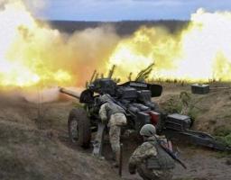 Новини АТО: на Луганщині противник застосував важку бронетехніку і артилерію 